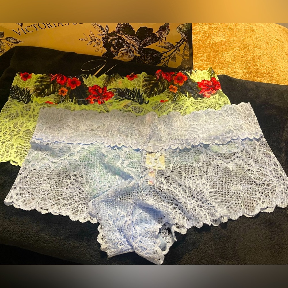 2 NWT Victoria’s Secret Pink Cheeky Boyshort Underwear’s
